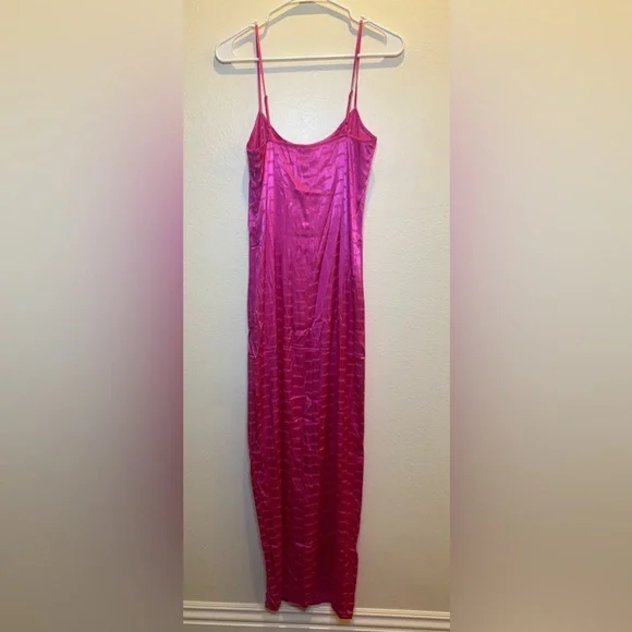 NWOT SKIMS Woven Jacquard Lace Long Slip Dress in Hot Pink SizeS -  coffeafoods.com